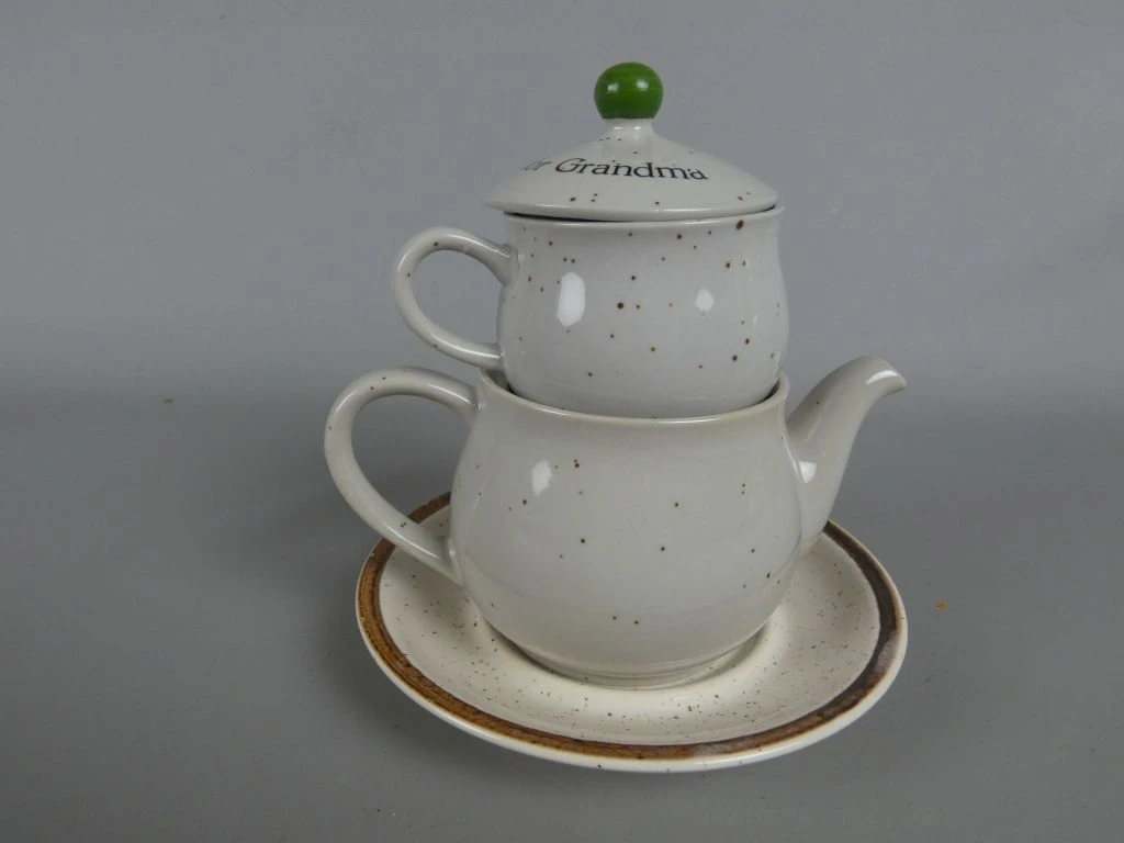 "Tea for Grandma" theeservies met kop, schotel en theepot - foto 2