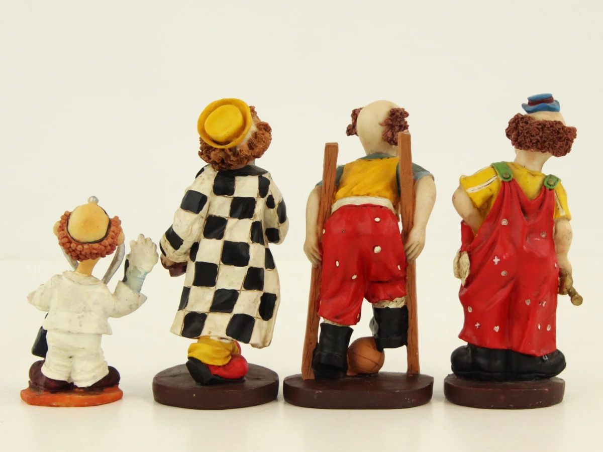 4 decoratieve clownbeeldjes – diverse uitvoeringen – handbeschilderd - foto 2