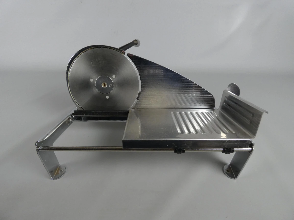 Caddy snijmachine – kavel bij De Kringwinkel, Diest