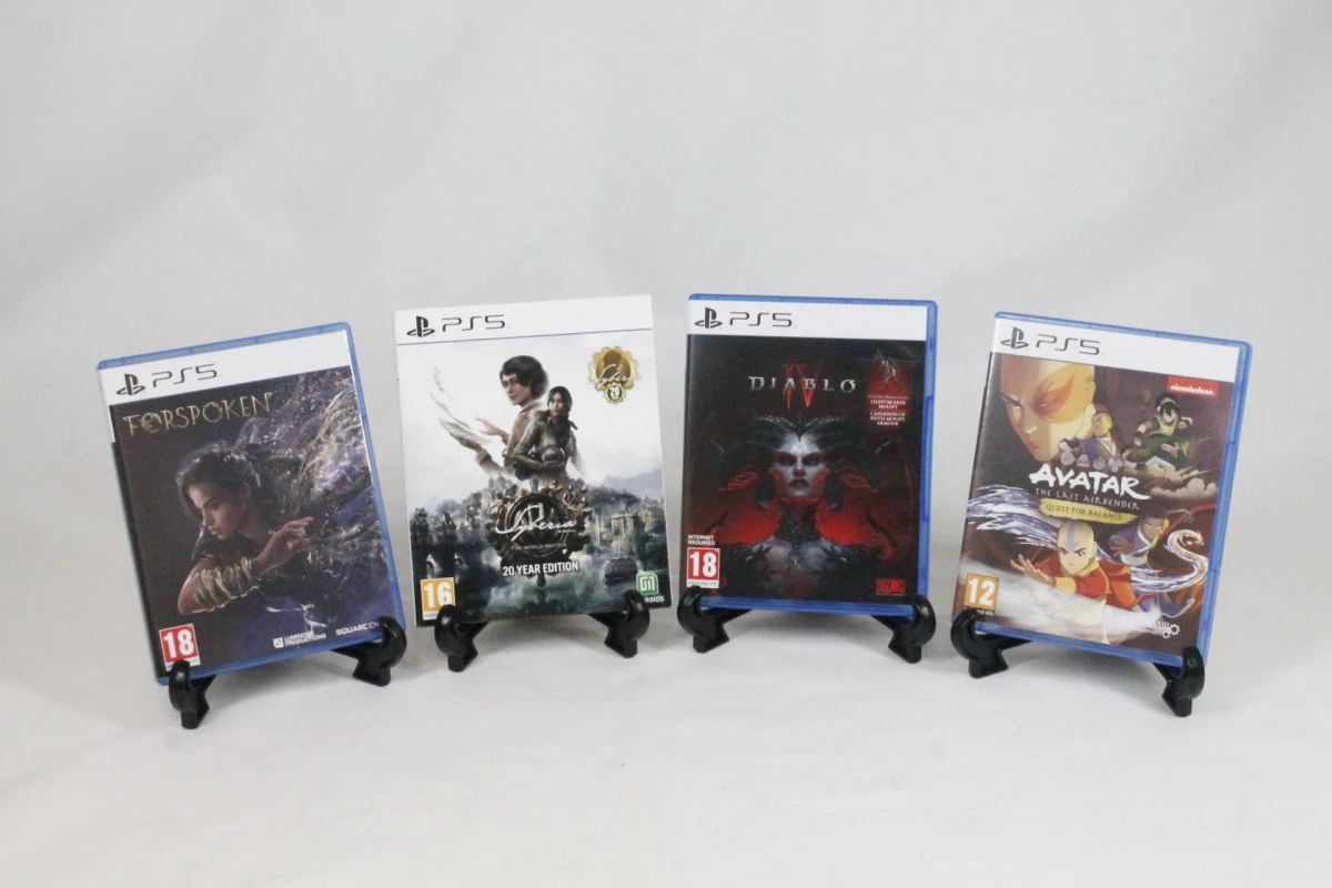 Lot van 4 PS5-games - foto 1