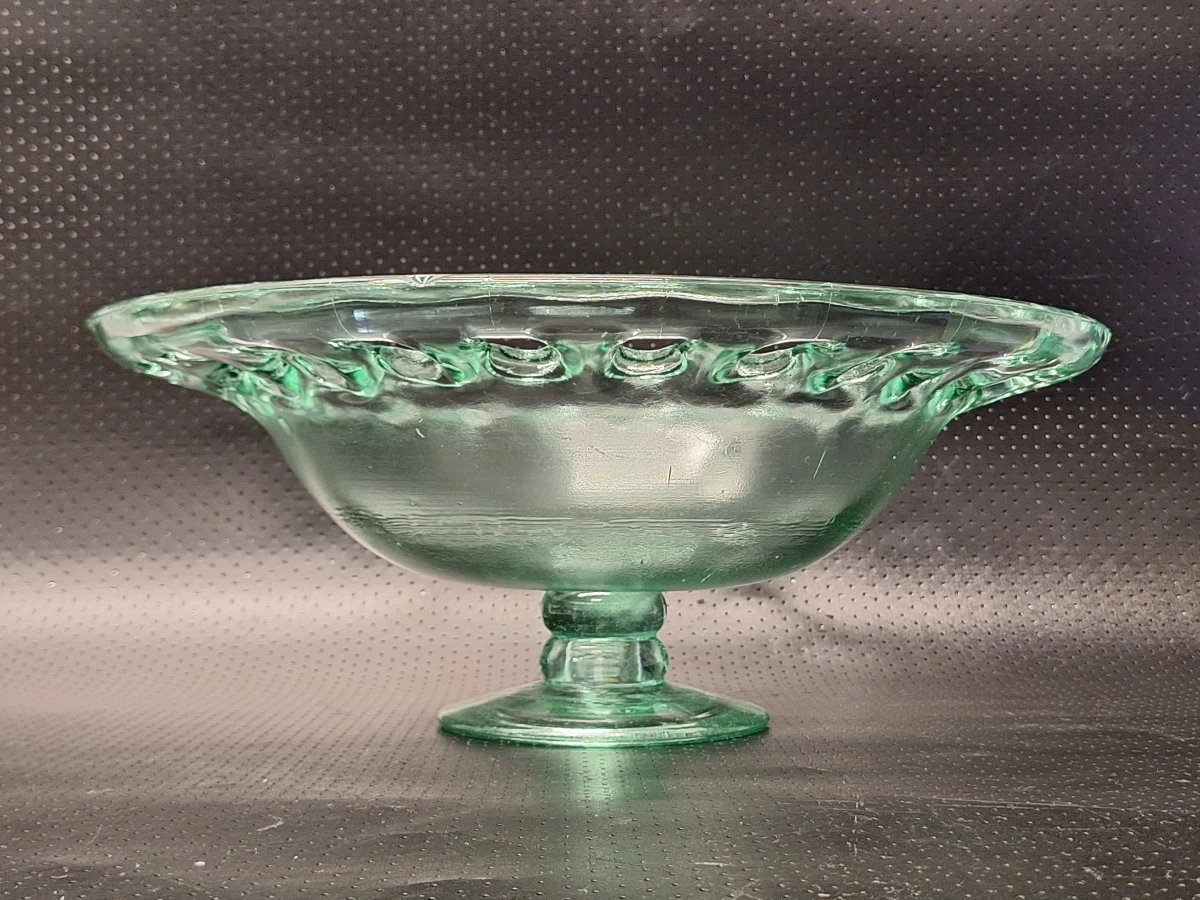 Fruitschaal van groen Spaans glas op voet - Vidrios San Miguel - foto 2