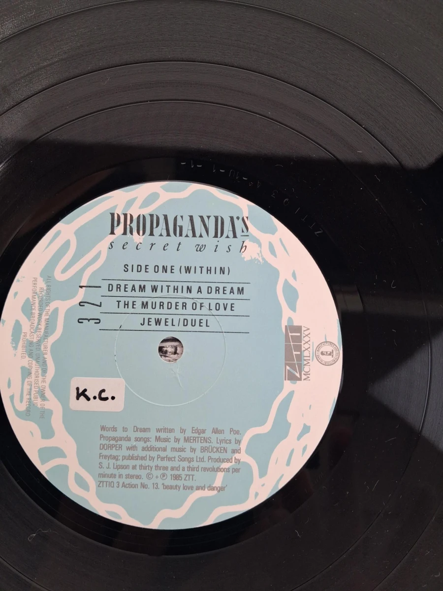 LP : Propagande : "A secret wish" - foto 5