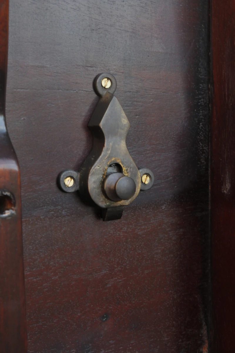 Klassieke antieke tripoortafel - foto 8