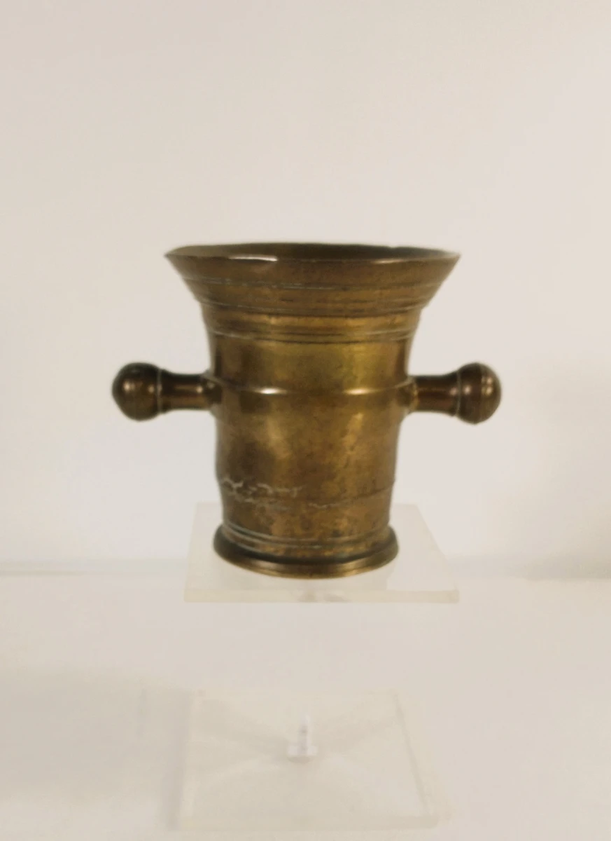 Antieke bronzen vijzel met twee handgrepen - foto 4