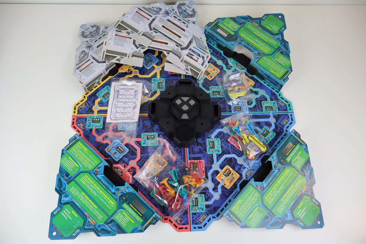 MB Het Omega Virus - Elektronisch Bordspel - foto 2