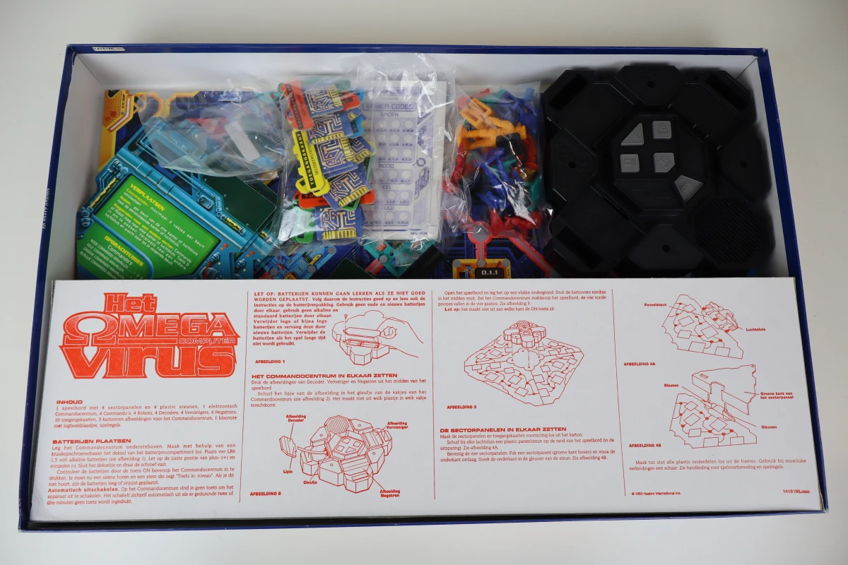 MB Het Omega Virus - Elektronisch Bordspel - foto 8
