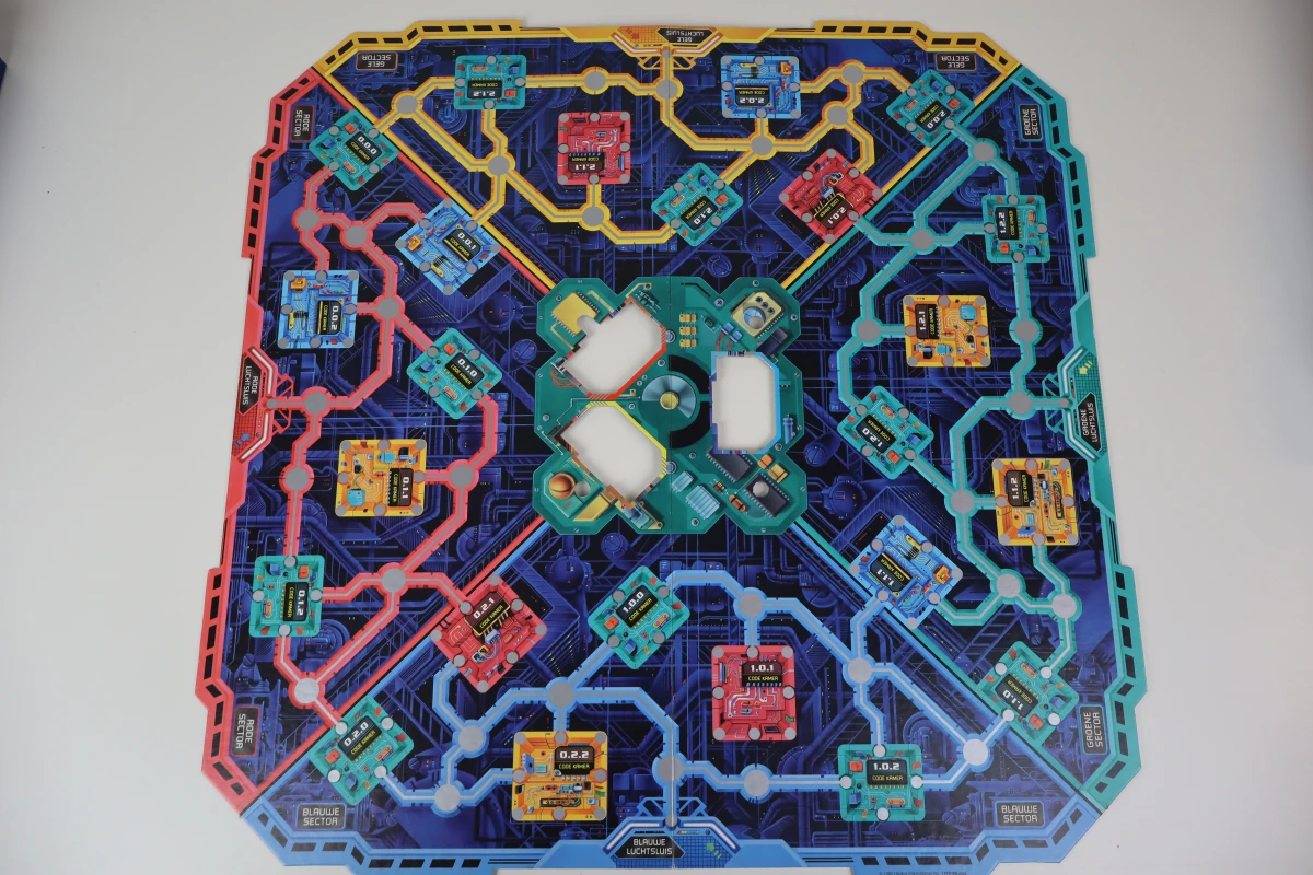 MB Het Omega Virus - Elektronisch Bordspel - foto 7