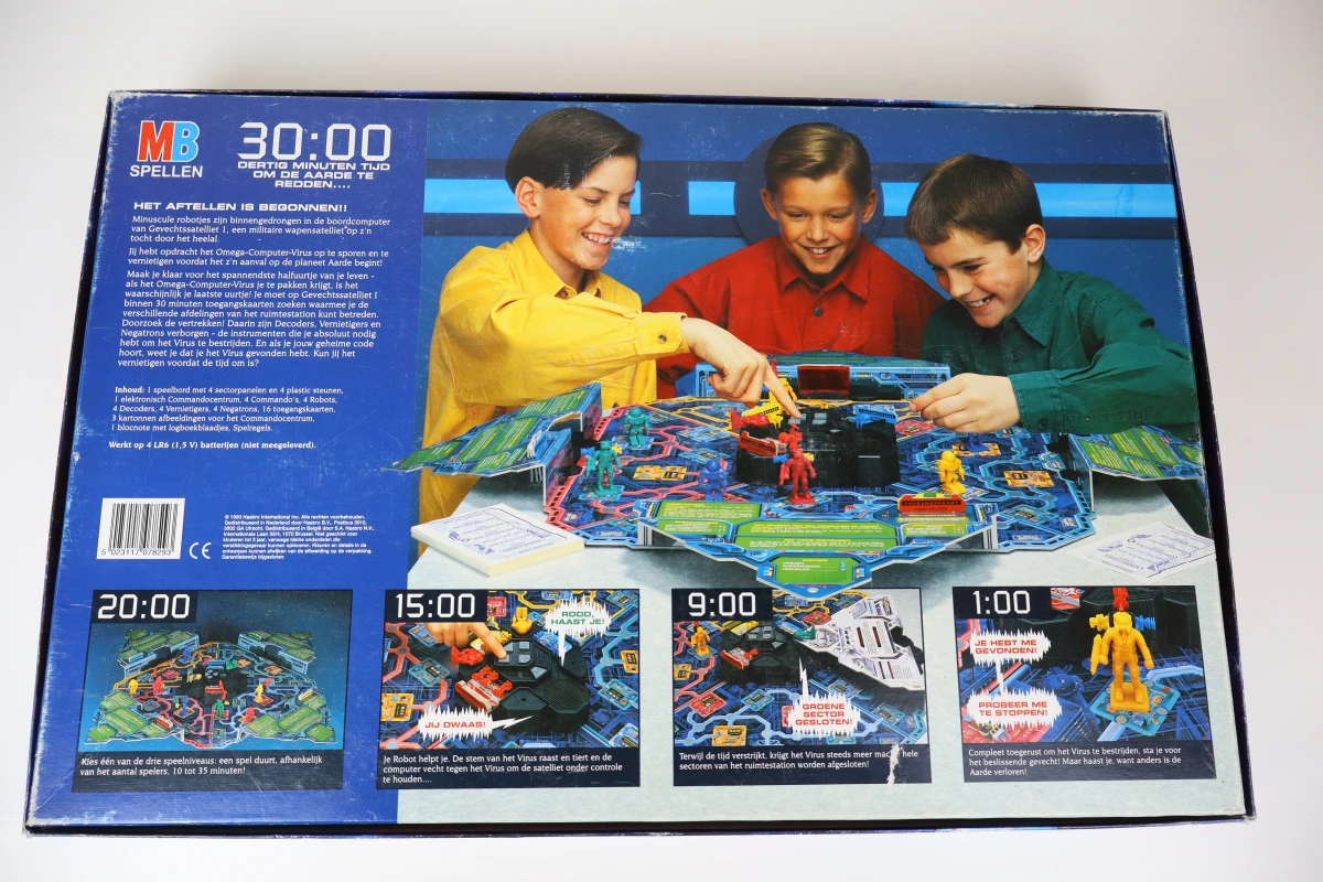 MB Het Omega Virus - Elektronisch Bordspel - foto 9