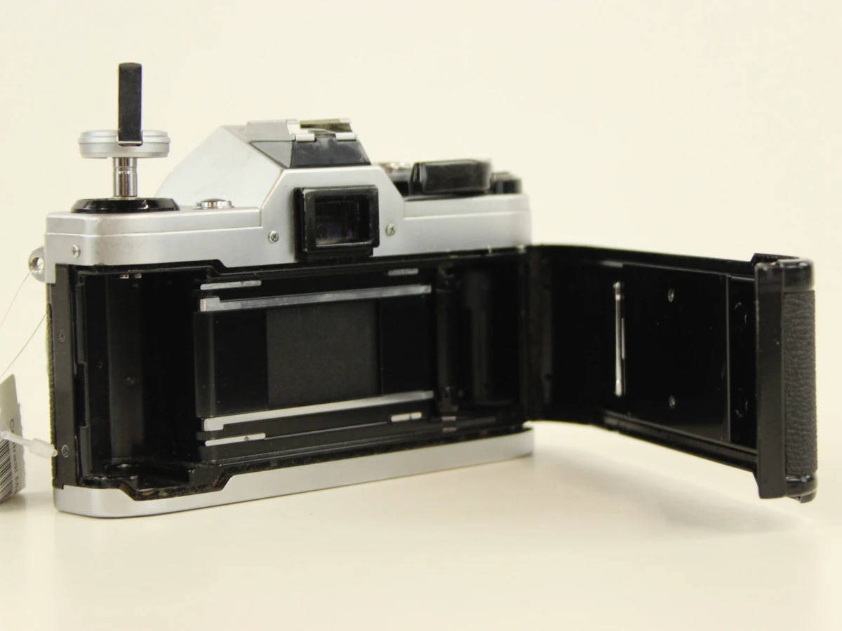 Canon AE-1 + 50 mm Canon s.c. 1:1.8 lens - foto 6