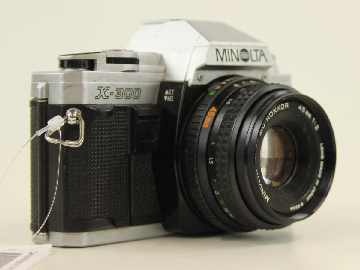 Minolta X-300 met MD Rokkor 45mm f/2 Pancake Lens - foto 2