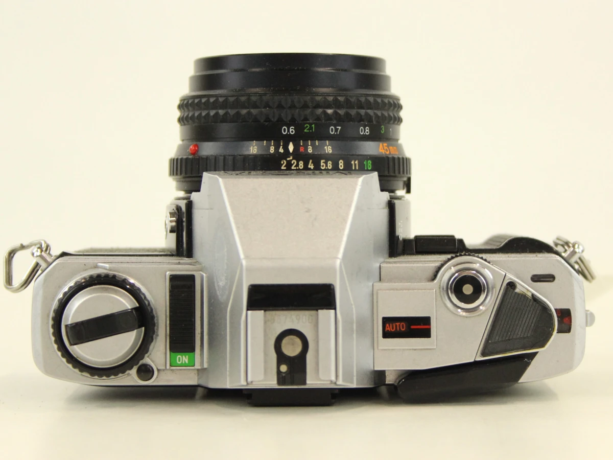 Minolta X-300 met MD Rokkor 45mm f/2 Pancake Lens - foto 4