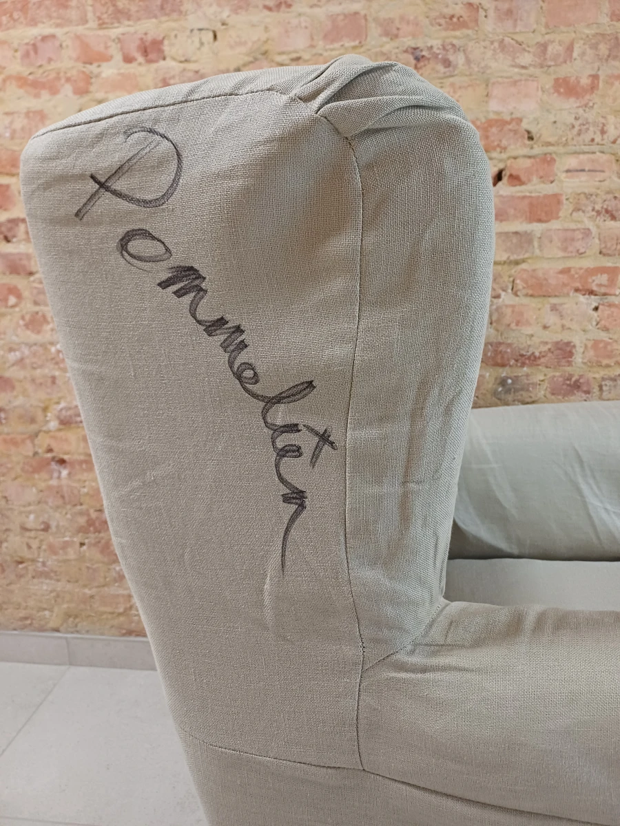 Beige fauteuil gesigneerd door Pommelien Thijs - foto 7