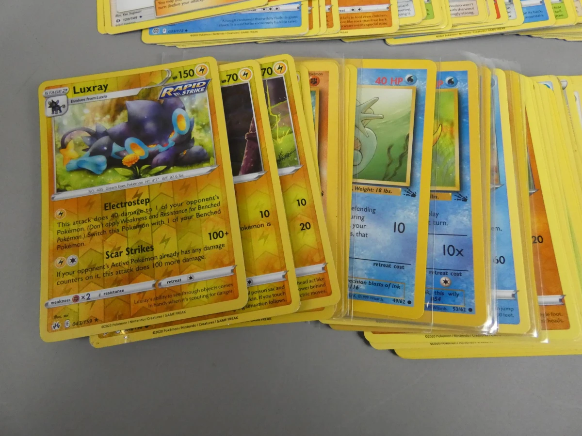 150 Pokémon kaarten in sword en shield blik - foto 4