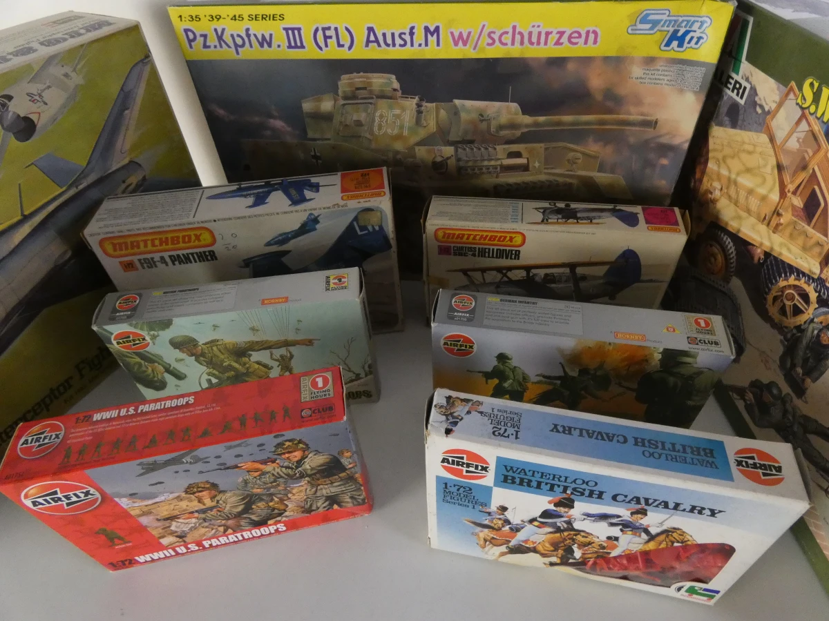 lot van 9 modelbouwdozen: Airfix en andere merken - foto 2