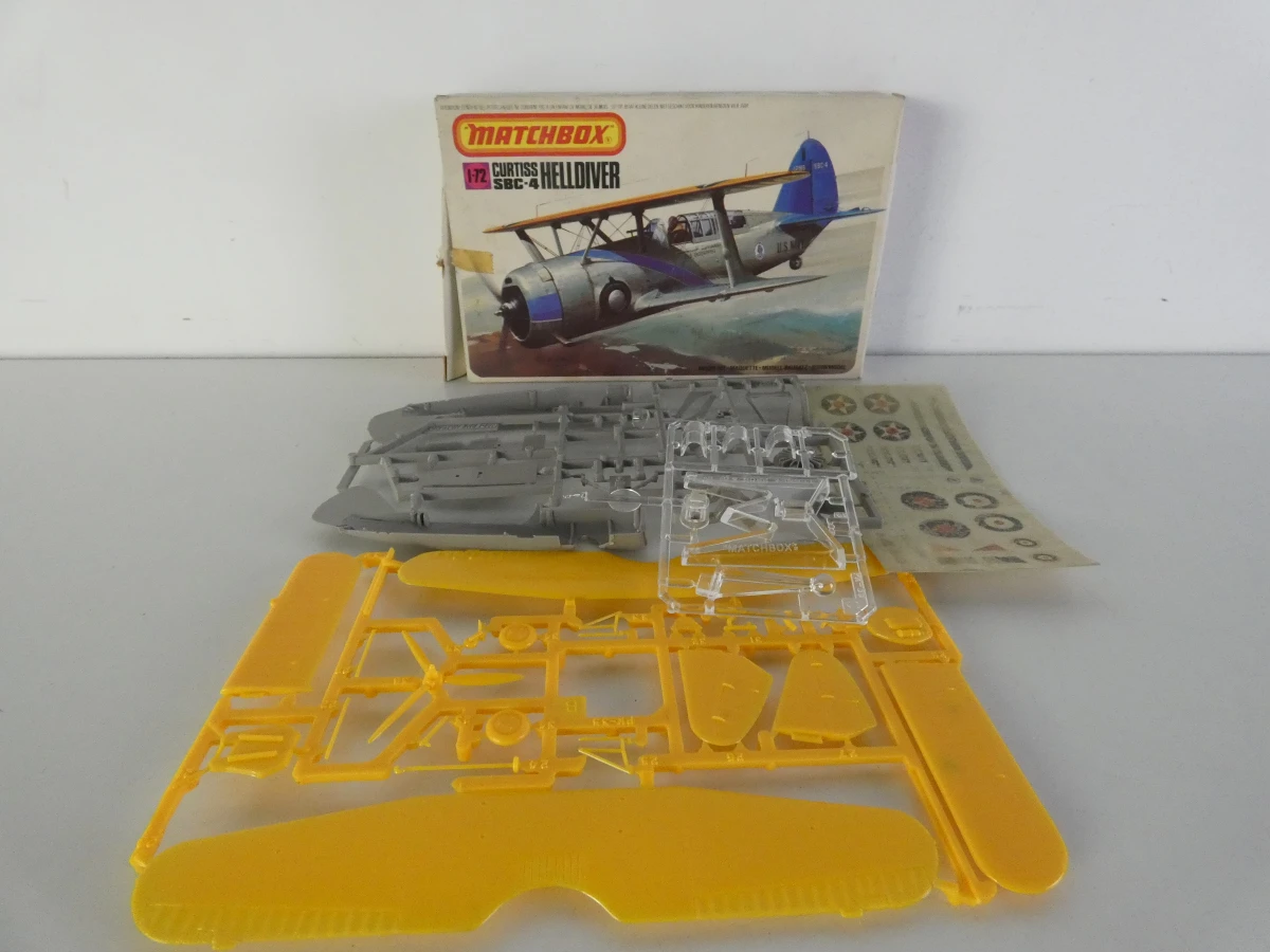 lot van 9 modelbouwdozen: Airfix en andere merken - foto 21