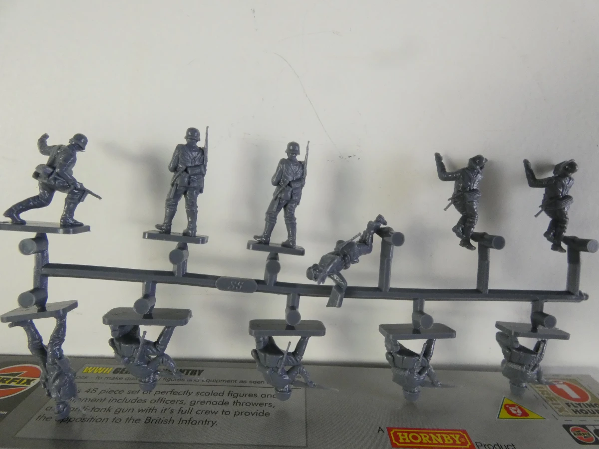 lot van 9 modelbouwdozen: Airfix en andere merken - foto 30