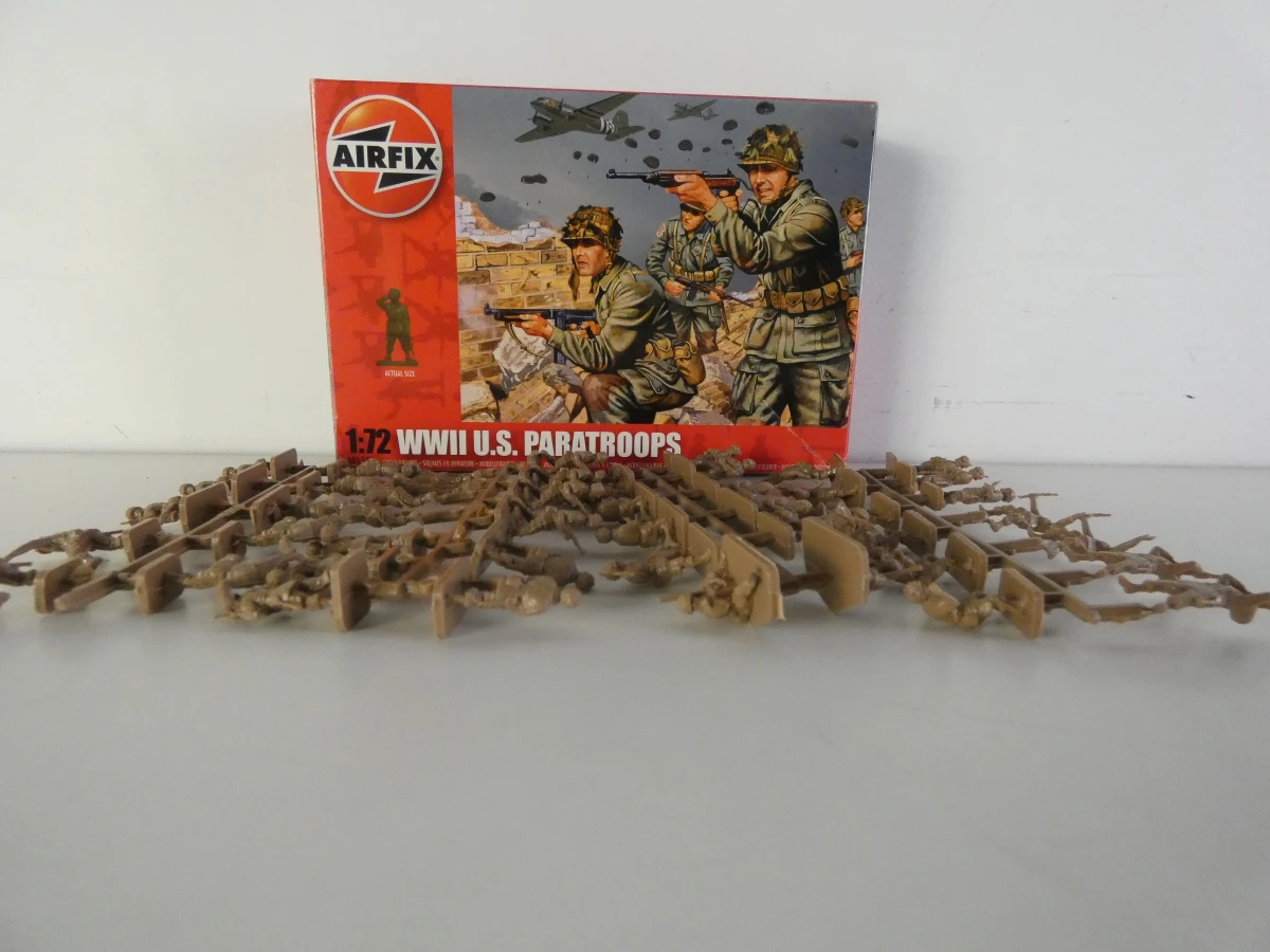 lot van 9 modelbouwdozen: Airfix en andere merken - foto 33