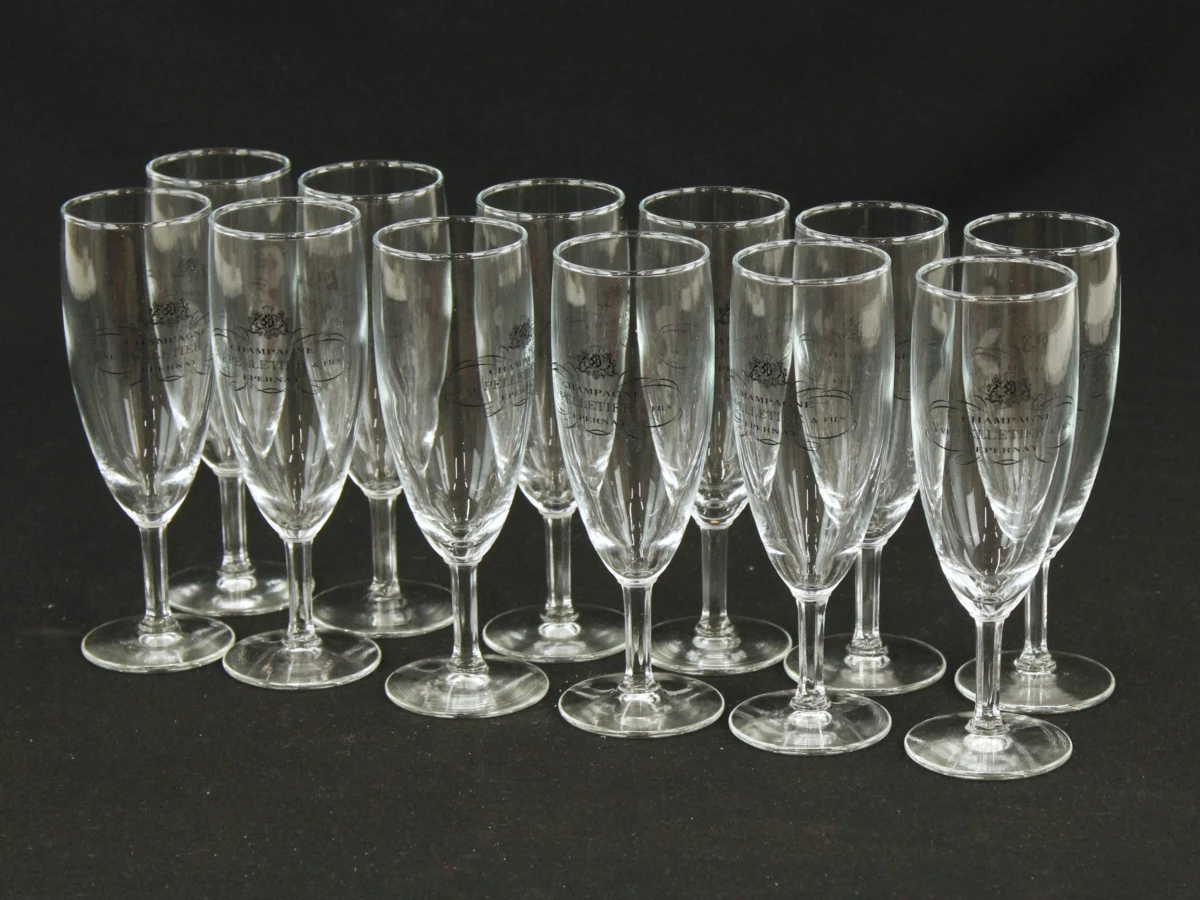 Set van 12 vintage Epernay champagne fluitglazen - foto 2