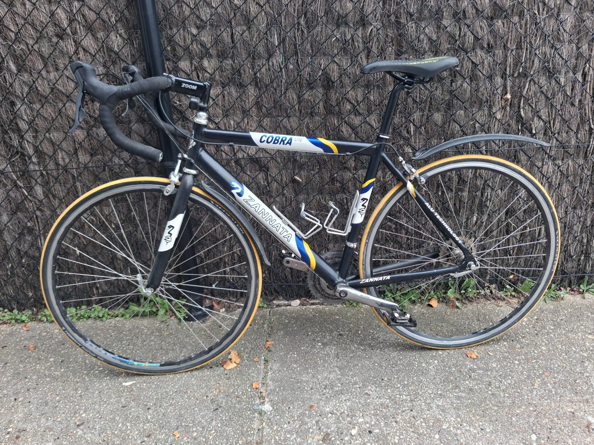 Zannata Cobra Lite 50 – kavel bij De Kringwinkel, Ieper