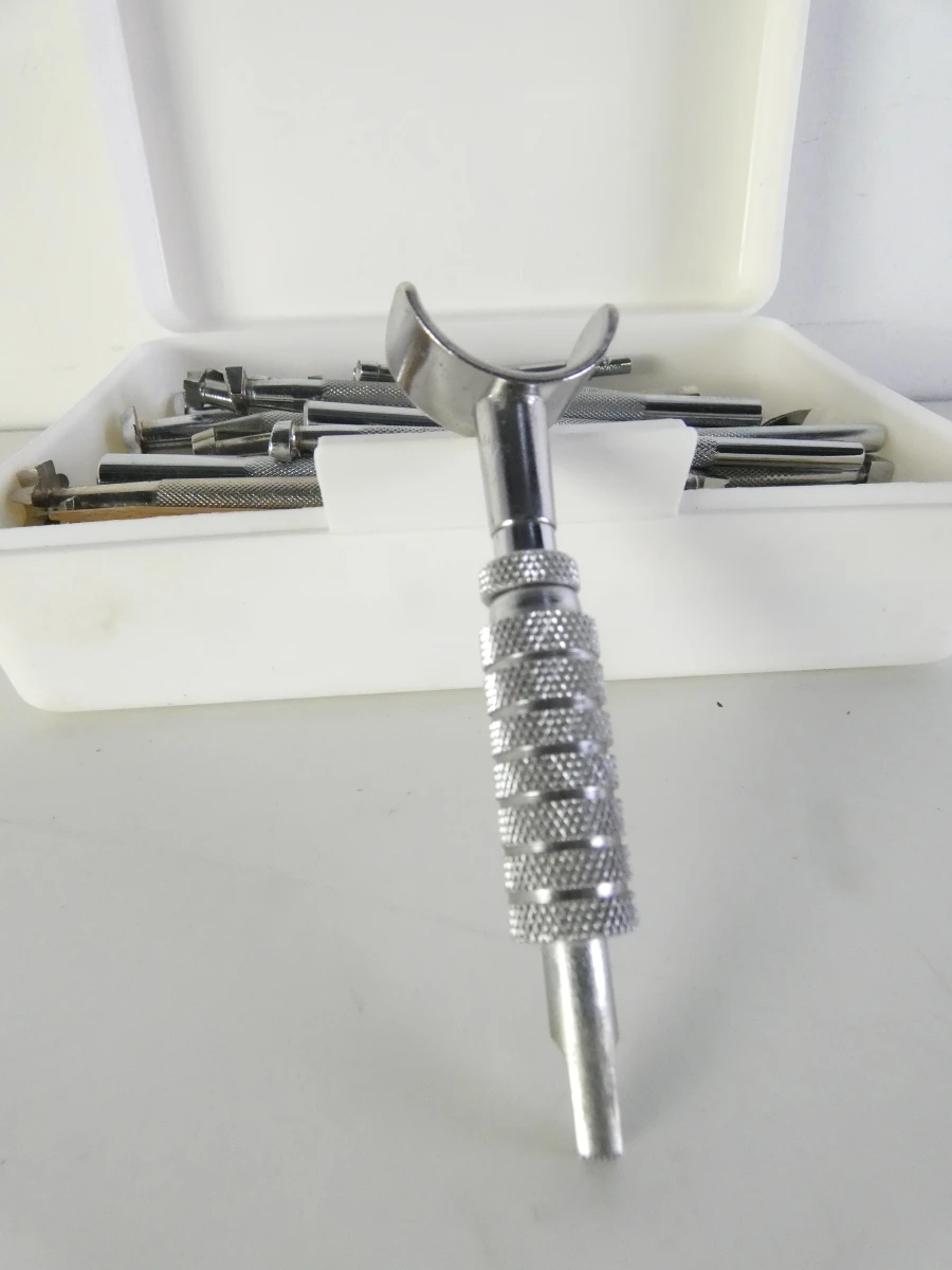 Verzameling vintage Craftool USA leerstempels en graveergereedschap - foto 11