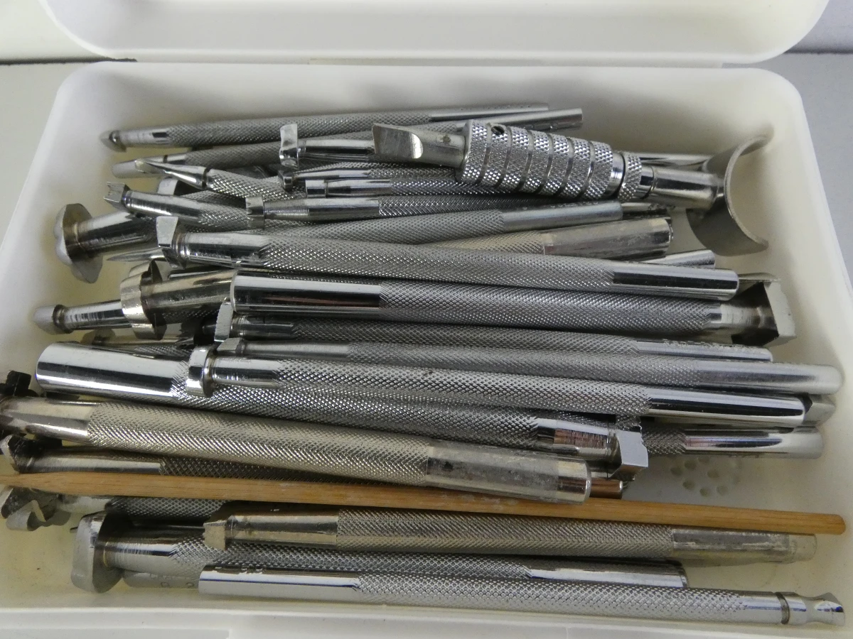 Verzameling vintage Craftool USA leerstempels en graveergereedschap - foto 12