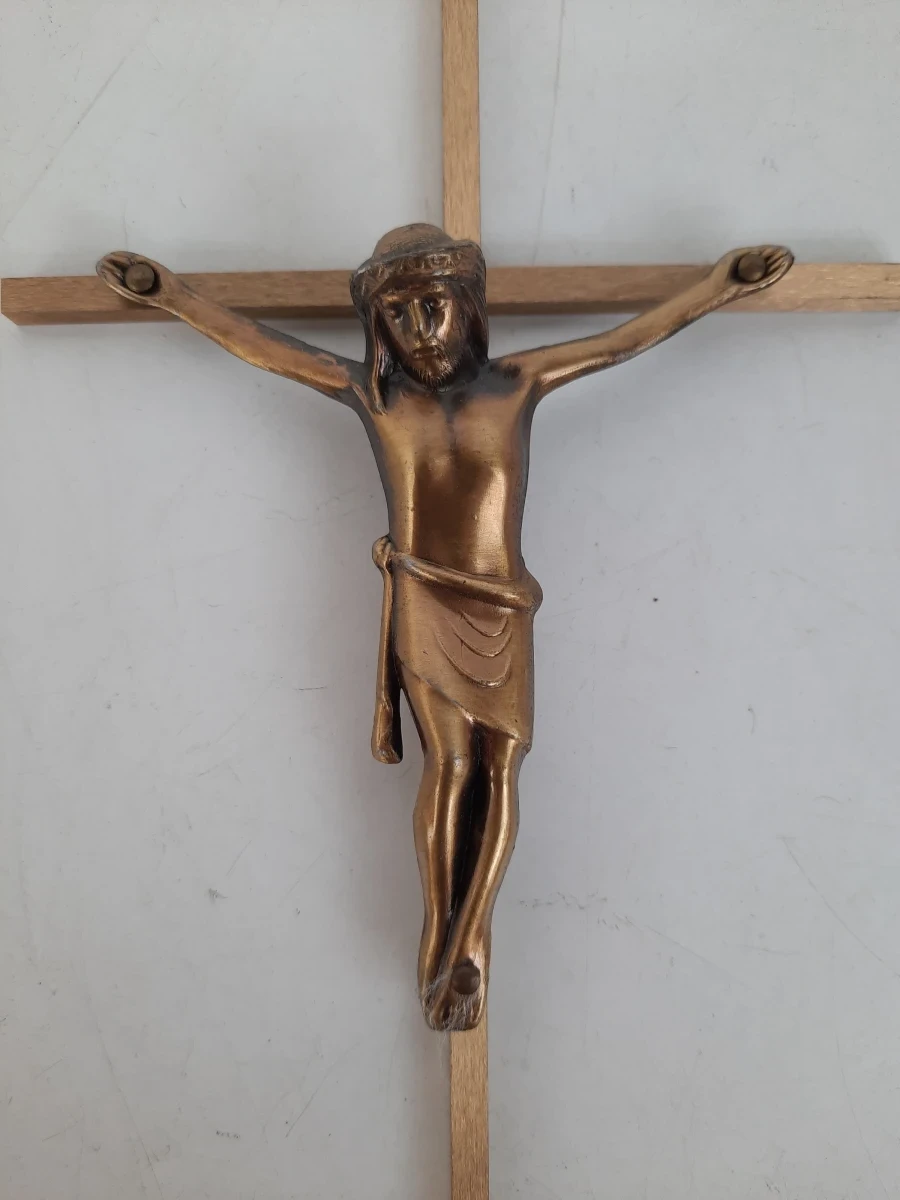 Klassiek Metalen Kruisbeeld / Kruis met Christusfiguur – Vintage