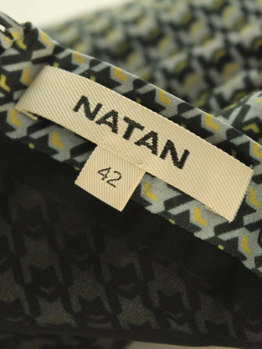 Natan Belgium elegante lange damesrok met blauw-grijs paisleypatroon met beige accenten - foto 6