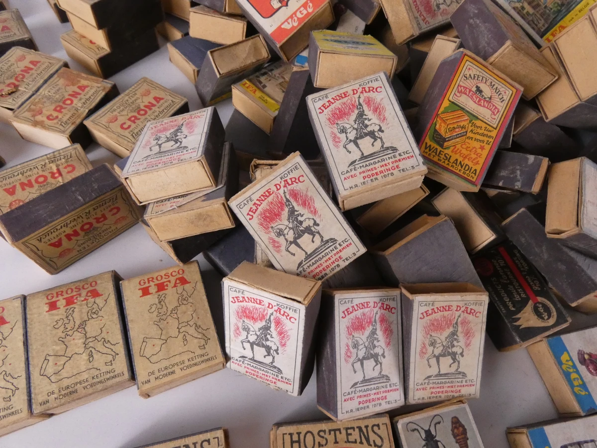 Vintage luciferdoosjescollectie (2 kg - circa 570-600 stuks) - foto 7