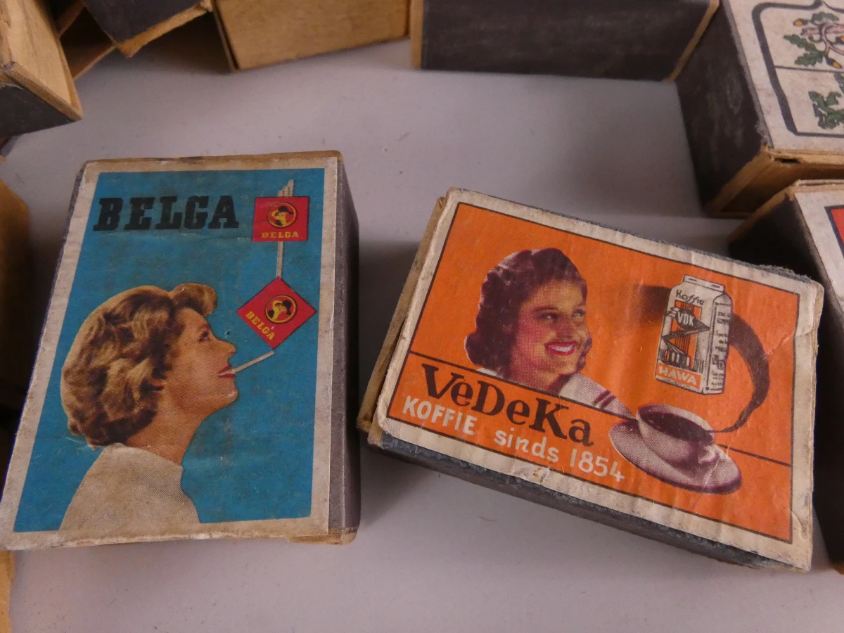 Vintage luciferdoosjescollectie (2 kg - circa 570-600 stuks) - foto 13