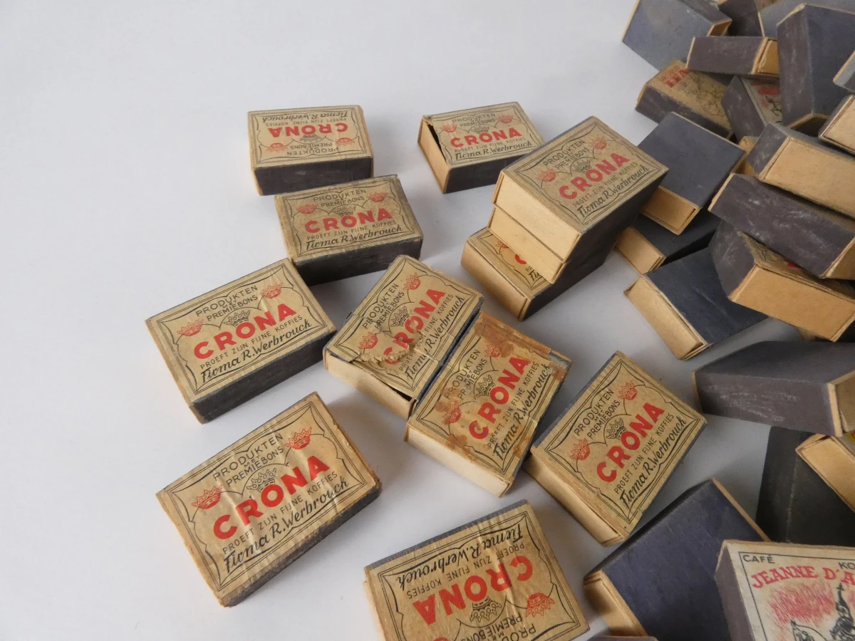 Vintage luciferdoosjescollectie (2 kg - circa 570-600 stuks) - foto 14