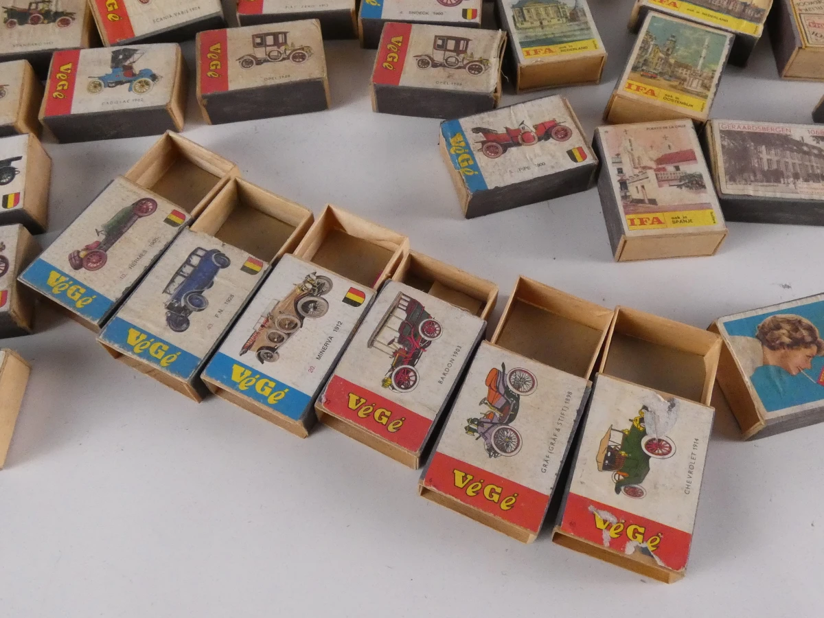 Vintage luciferdoosjescollectie (2 kg - circa 570-600 stuks) - foto 2