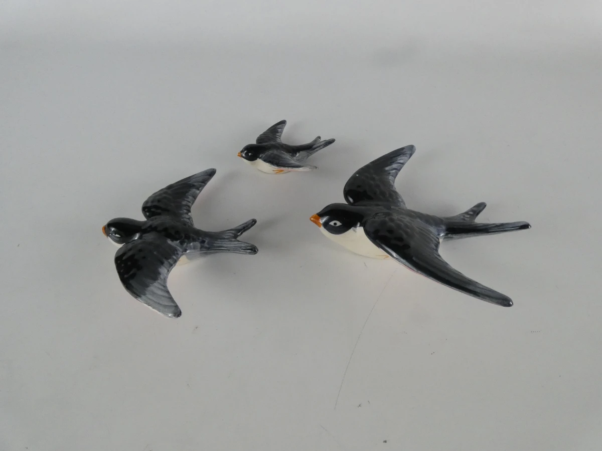 Keramische zwaluwfamilie (3 stuks) - foto 5