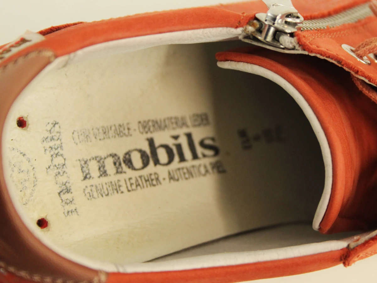 Mobils Terracottakleurige damessneakers met veters en rits in suèdelook - foto 4