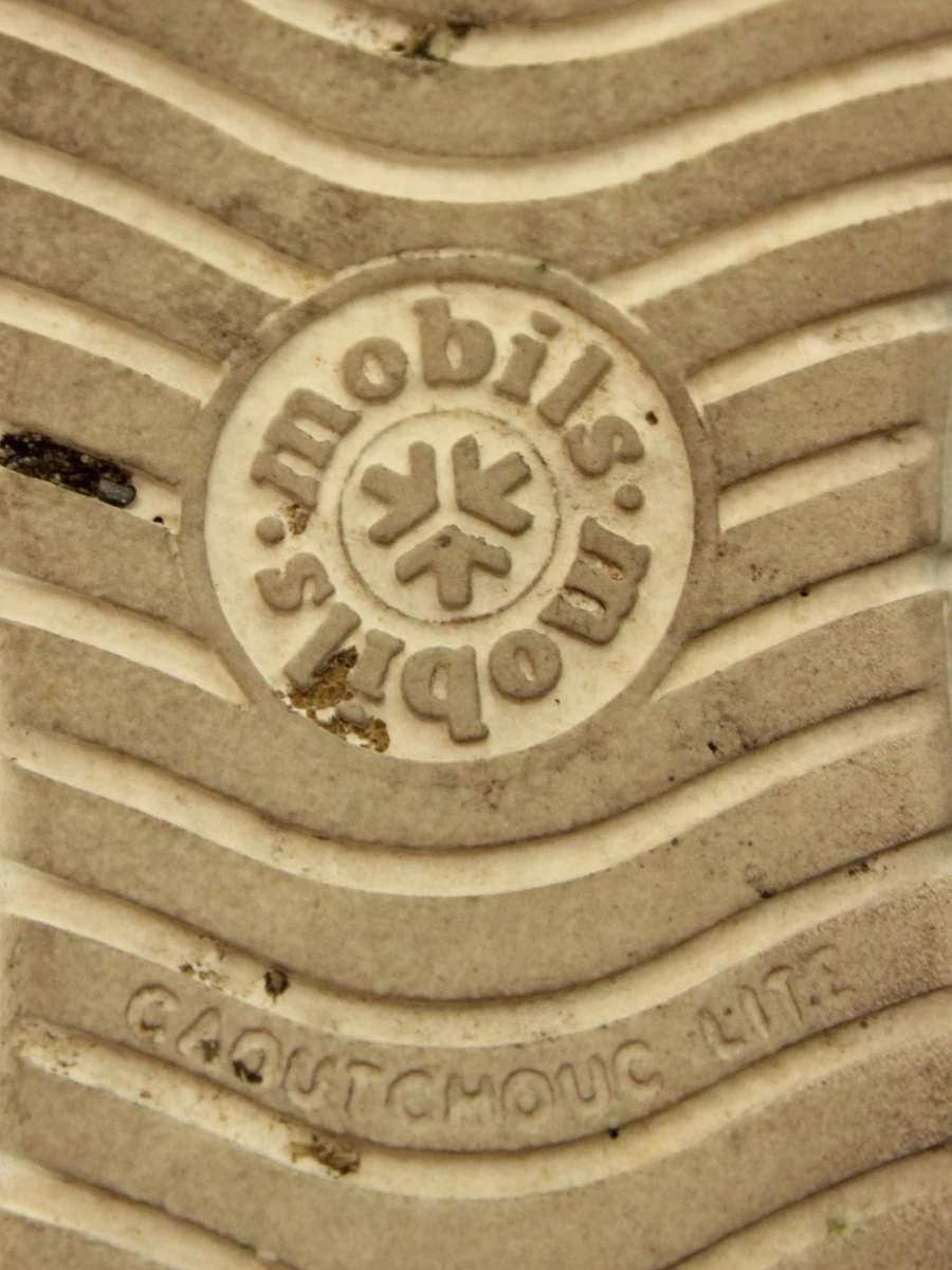 Mobils Terracottakleurige damessneakers met veters en rits in suèdelook - foto 6
