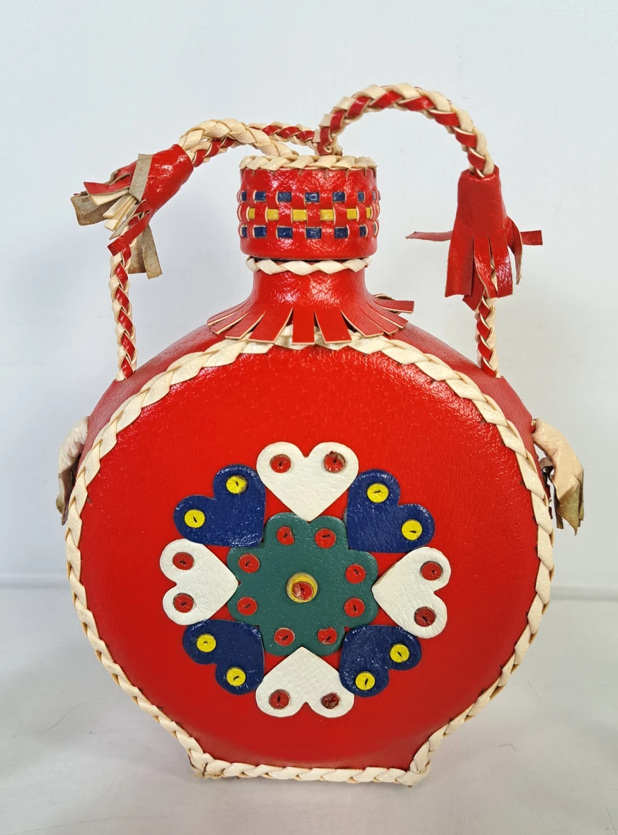 Vintage folkart drankset met leren fles en zes glaasjes - foto 2