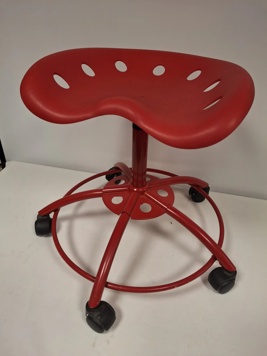 Set vintage IKEA trolley's met bijhorende Traktor-kruk. - foto 13