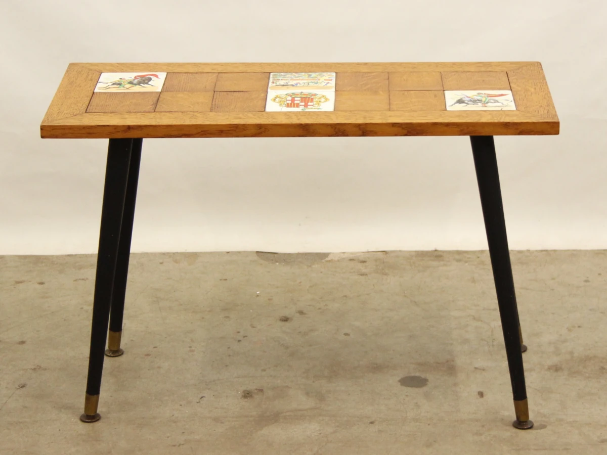 Vintage mid century bijzettafel met spaanse tegels - foto 2