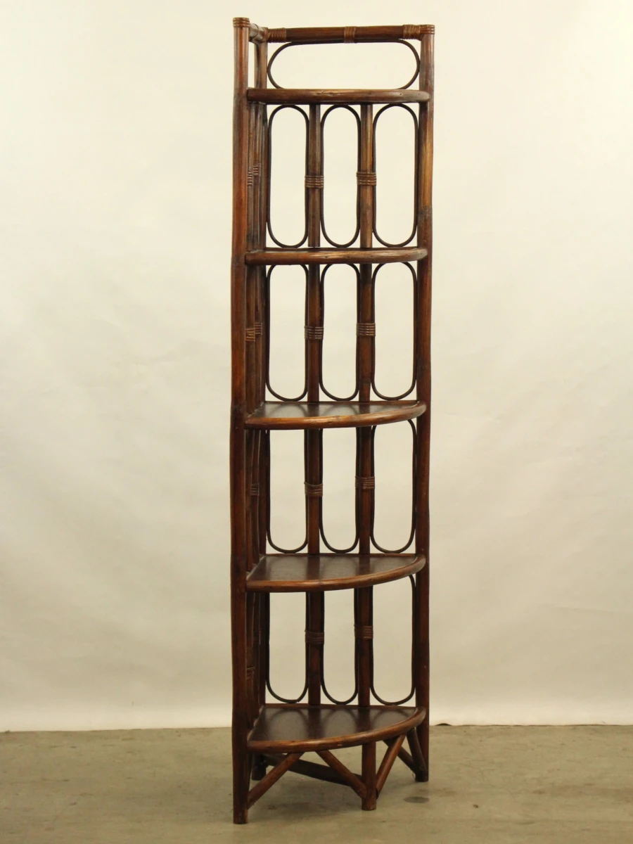 Vintage rotan hoekkastje / hoekrek met 5 houten legplanken - 150 cm hoog - foto 6