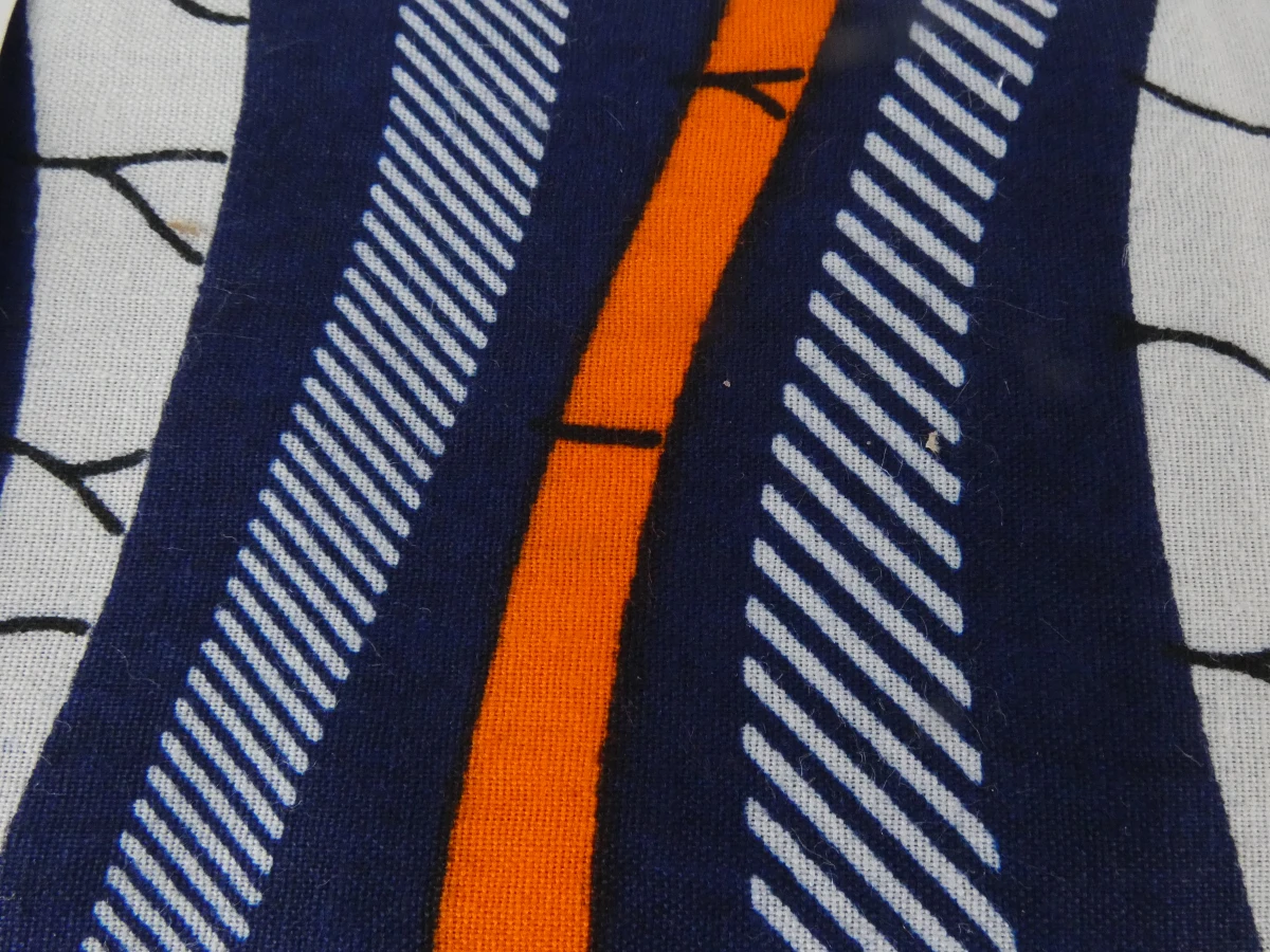 Set van kleurrijke Afrikaanse waxprintstoffen - foto 34