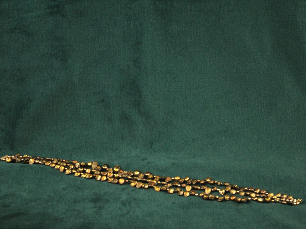 Zware driestrengs ketting met warme barokparels - foto 7