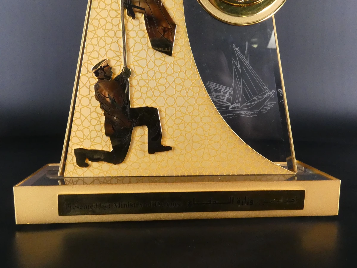 Relatiegeschenk / herdenkingsplaquette van de VAE - foto 6