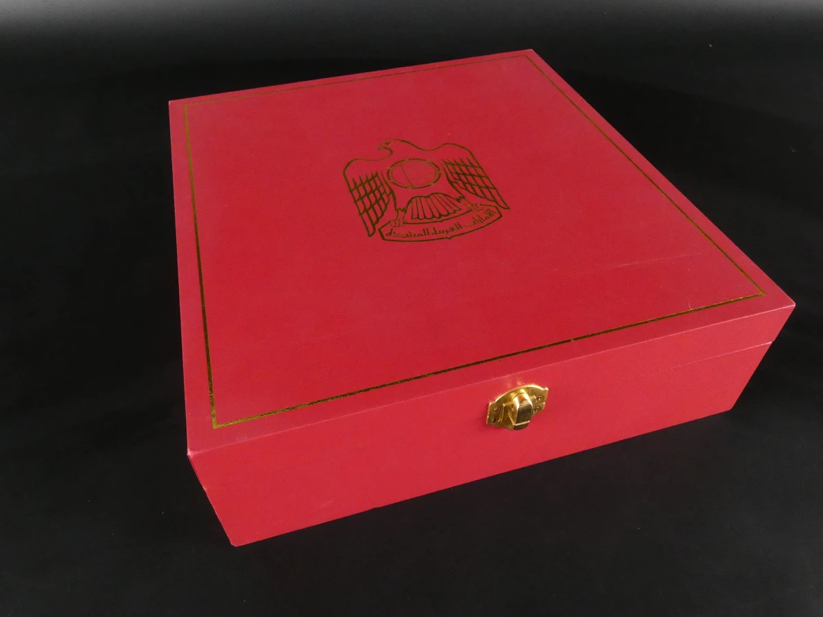 Relatiegeschenk / herdenkingsplaquette van de VAE - foto 9