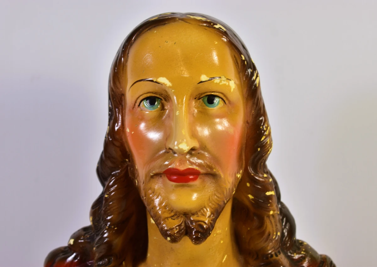 Religieus Heilig Hart Jezusbeeld met kelk en hostie - foto 9