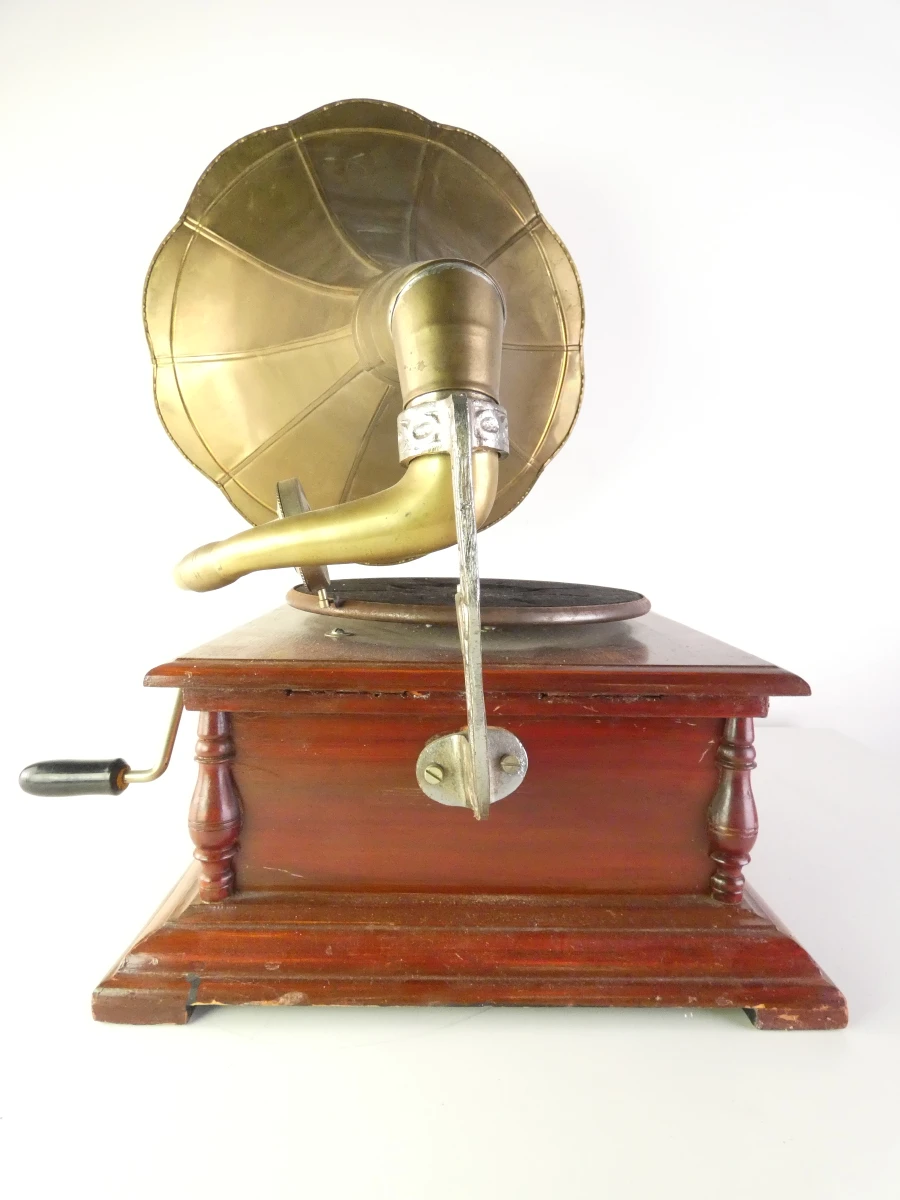 Reproductie van een His Master's Voice (HMV) grammofoon(jaren 90) - foto 5