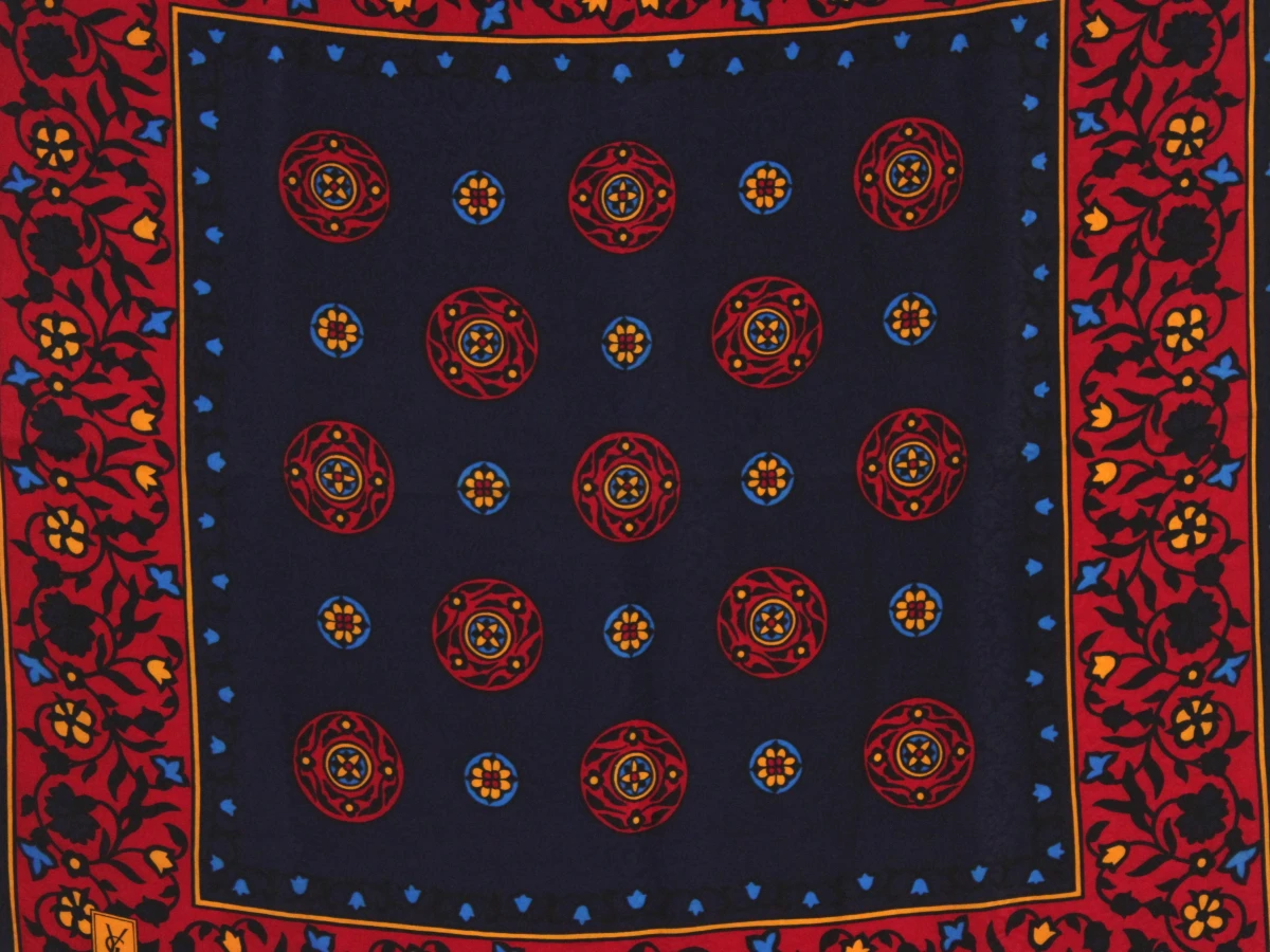 Yves Saint Laurent - vintage, zijden foulard - made in France - foto 2