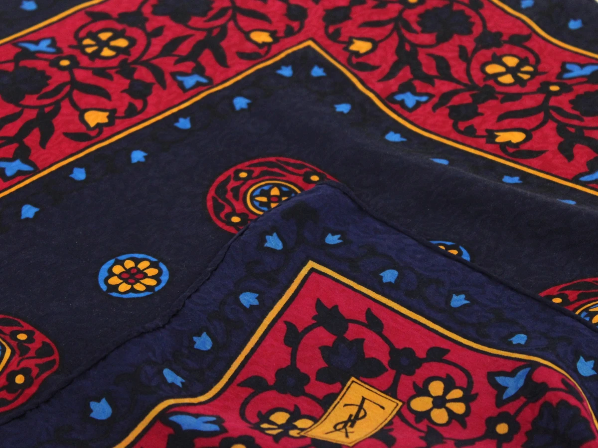Yves Saint Laurent - vintage, zijden foulard - made in France - foto 5