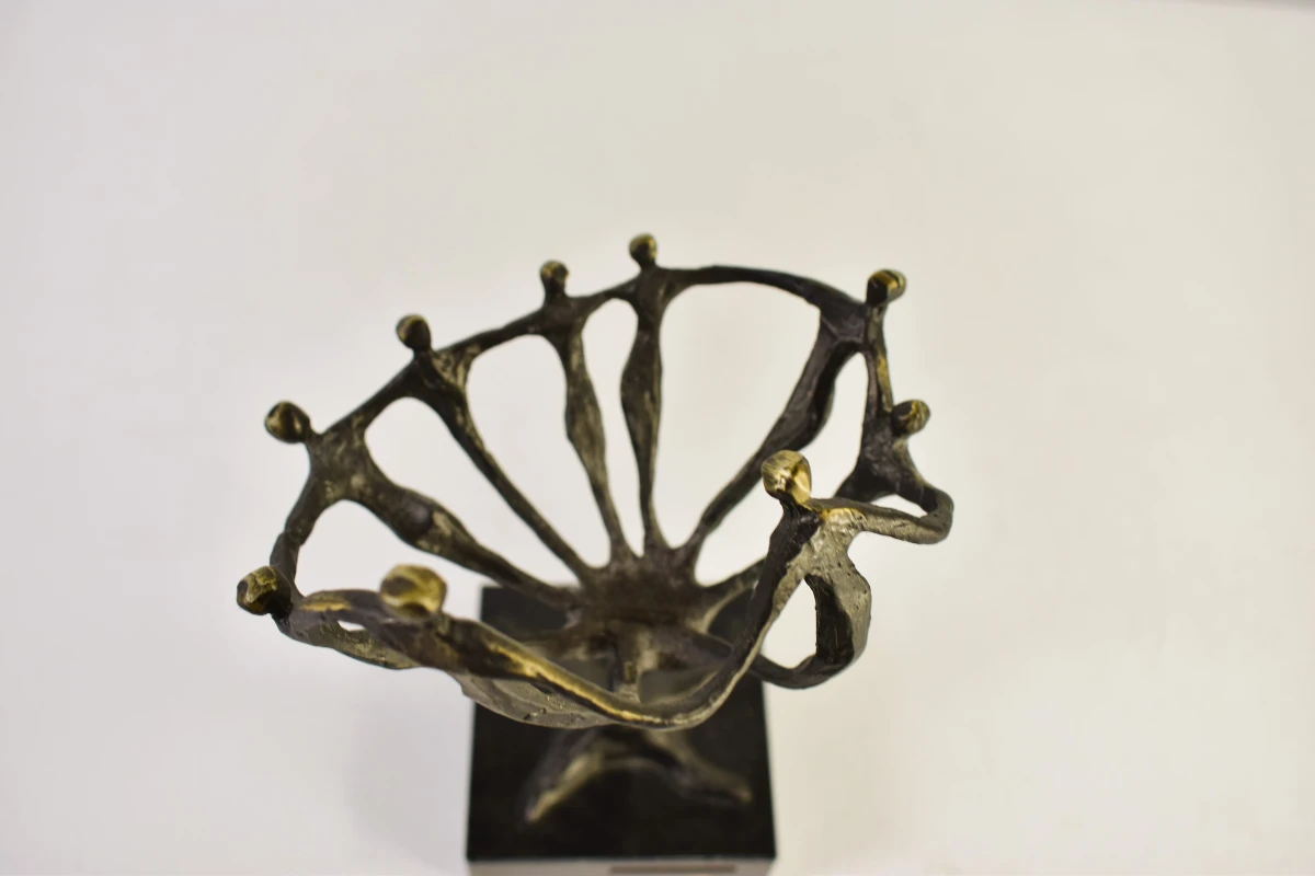 Artihove bronzen sculptuur voor Janssen Pharmaceutica - foto 3