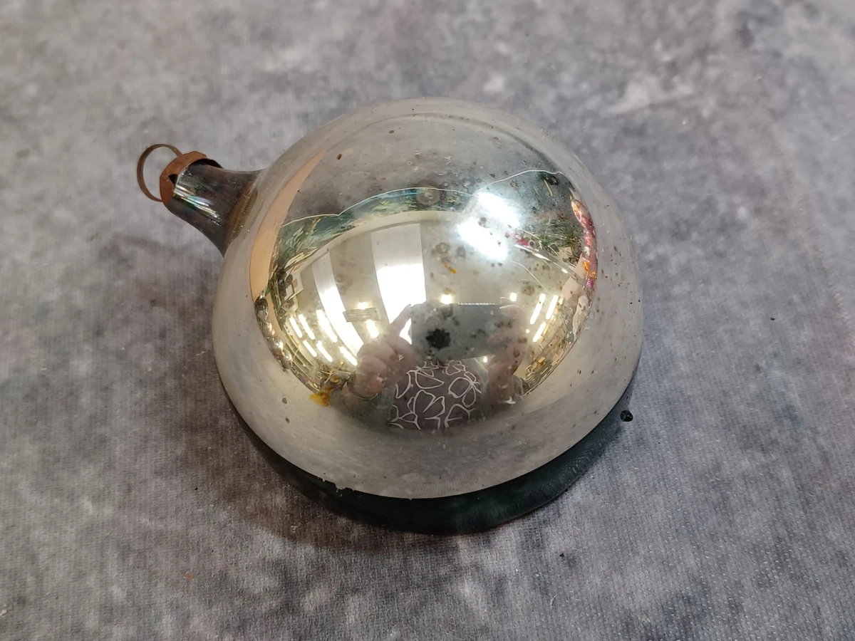 Vintage glazen kerstballen en piek met reflectors - foto 5