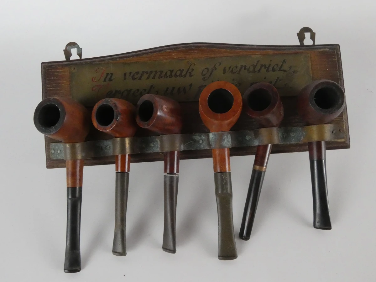 Verzameling vintage rookpijpen en pijpaccessoires - foto 2
