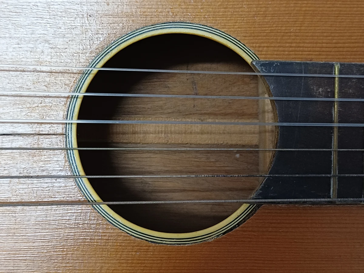 Vintage Musima parlor gitaar voor linkshandigen - foto 4